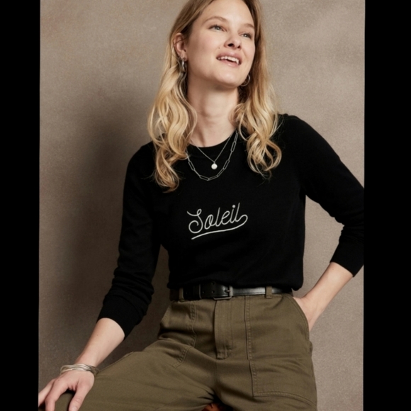 Banana Republic Casual Black Soleil Graphic Intarsia Knit Crewneck Sweater - Picture 2 of 6